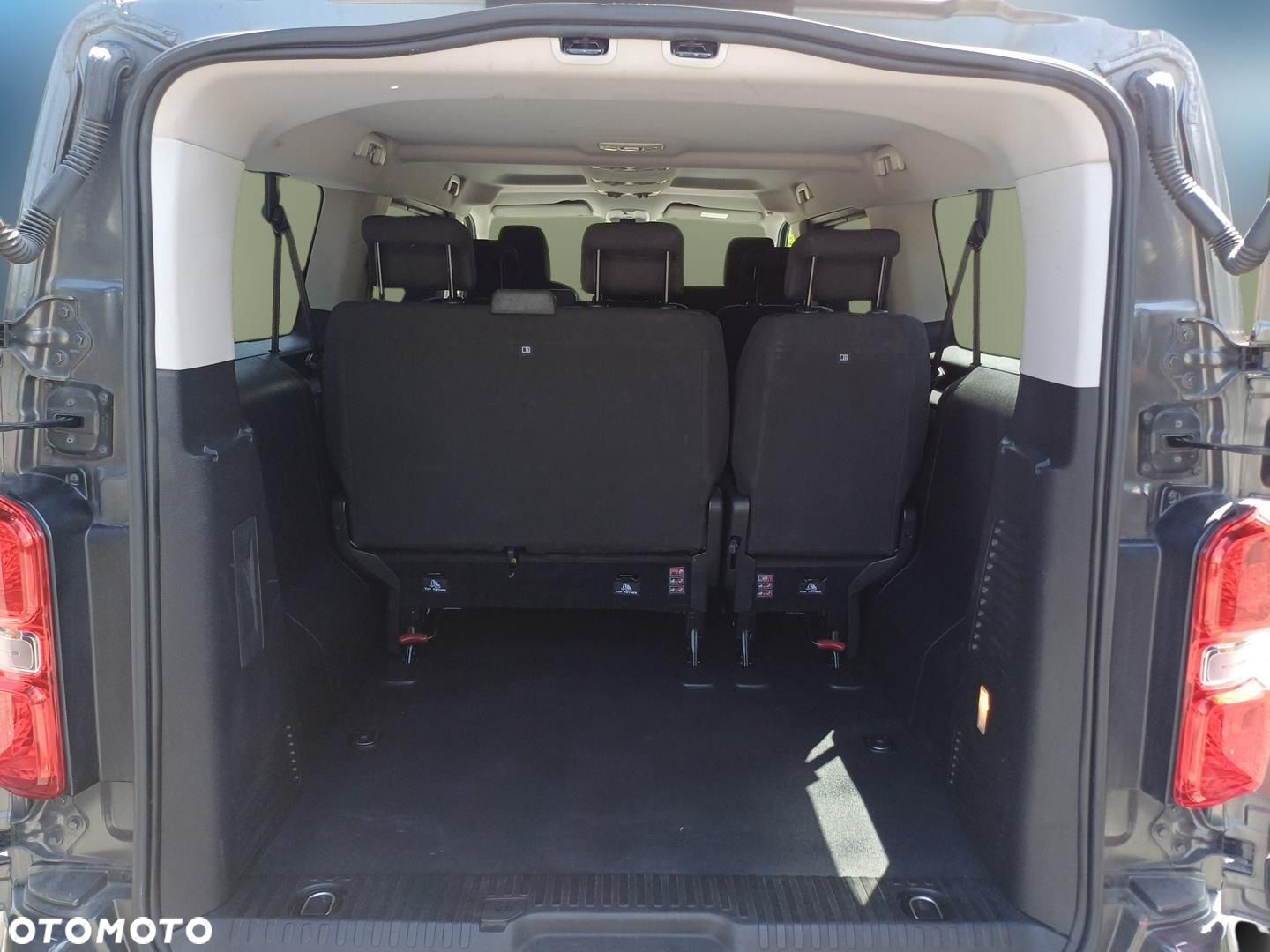 Toyota Proace Verso 2.0 D4-D Long Business - 11