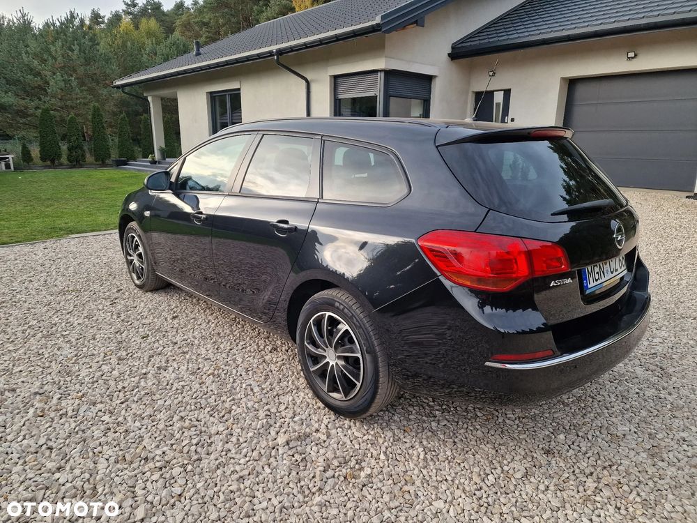 Opel Astra - 10