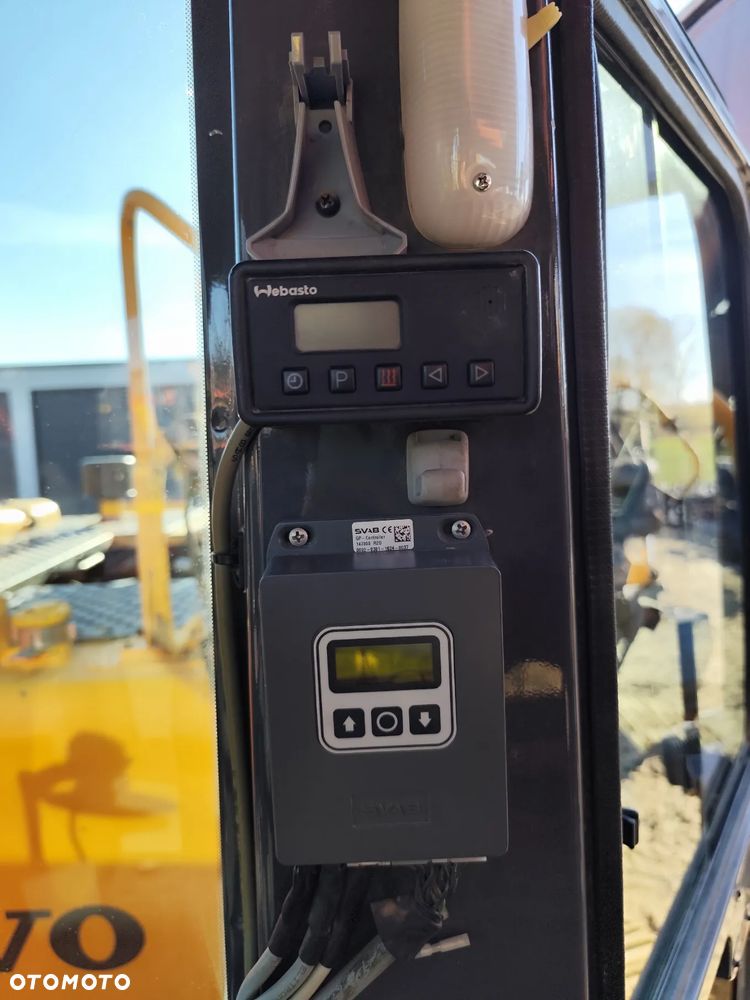 Hitachi ZX250LCN-3 - 11