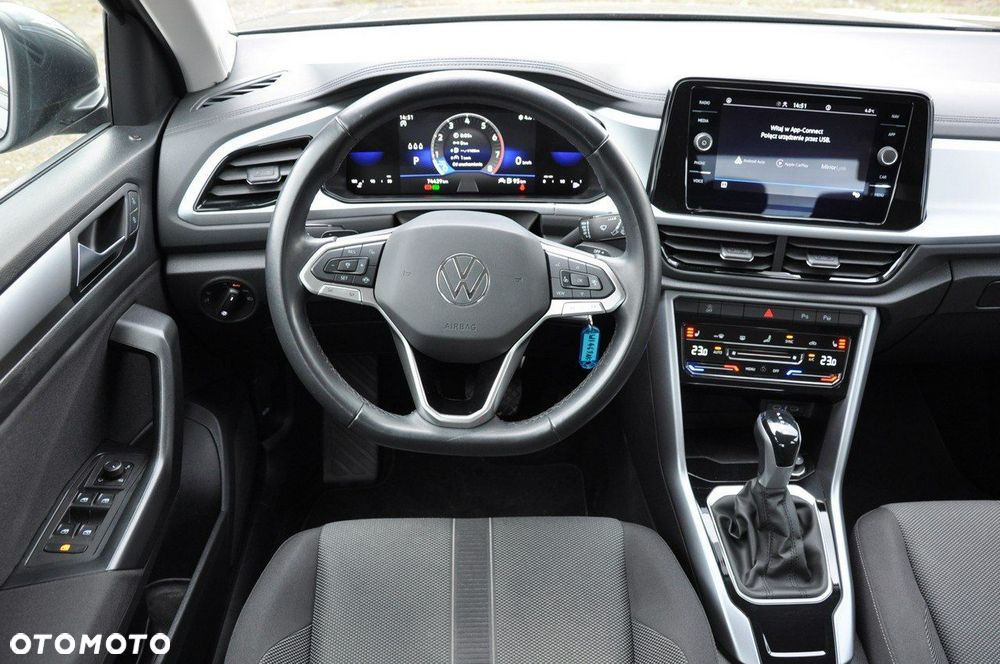 Volkswagen T-Roc - 23