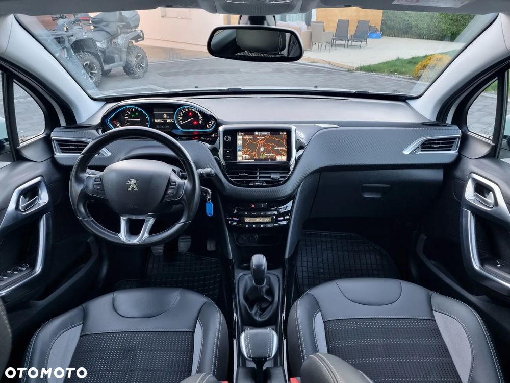 Peugeot 2008 PureTech 110 Stop&Start Allure - 6