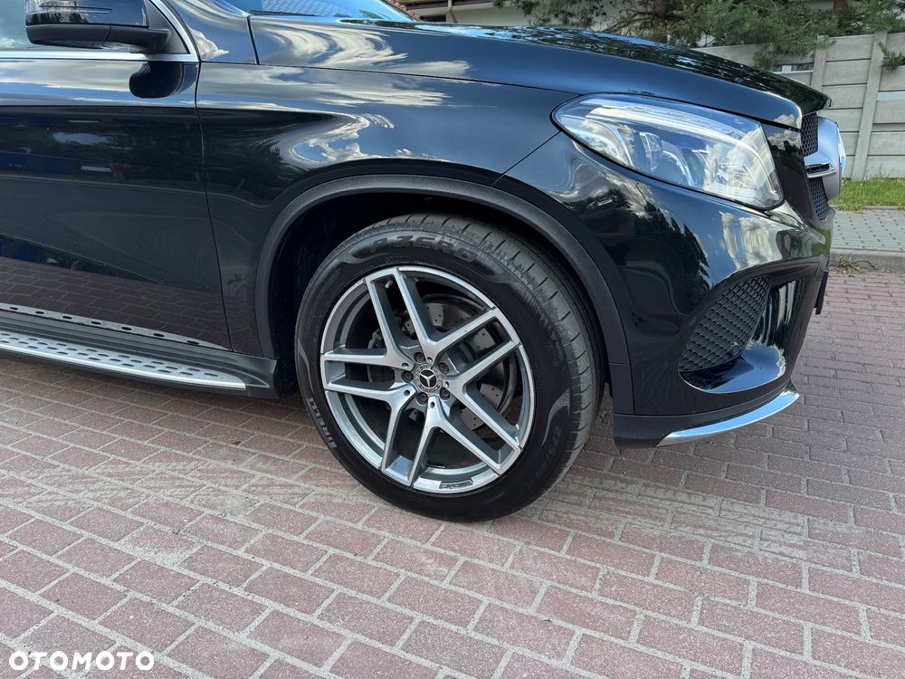 Mercedes-Benz GLE - 19