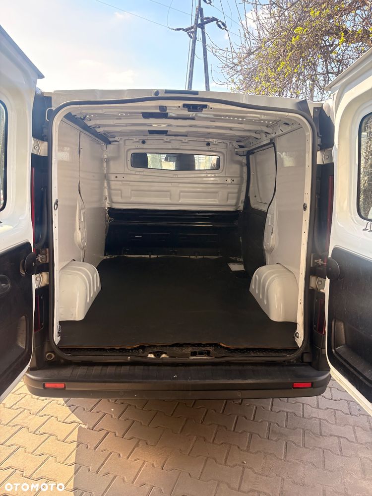 Renault Trafic - 20