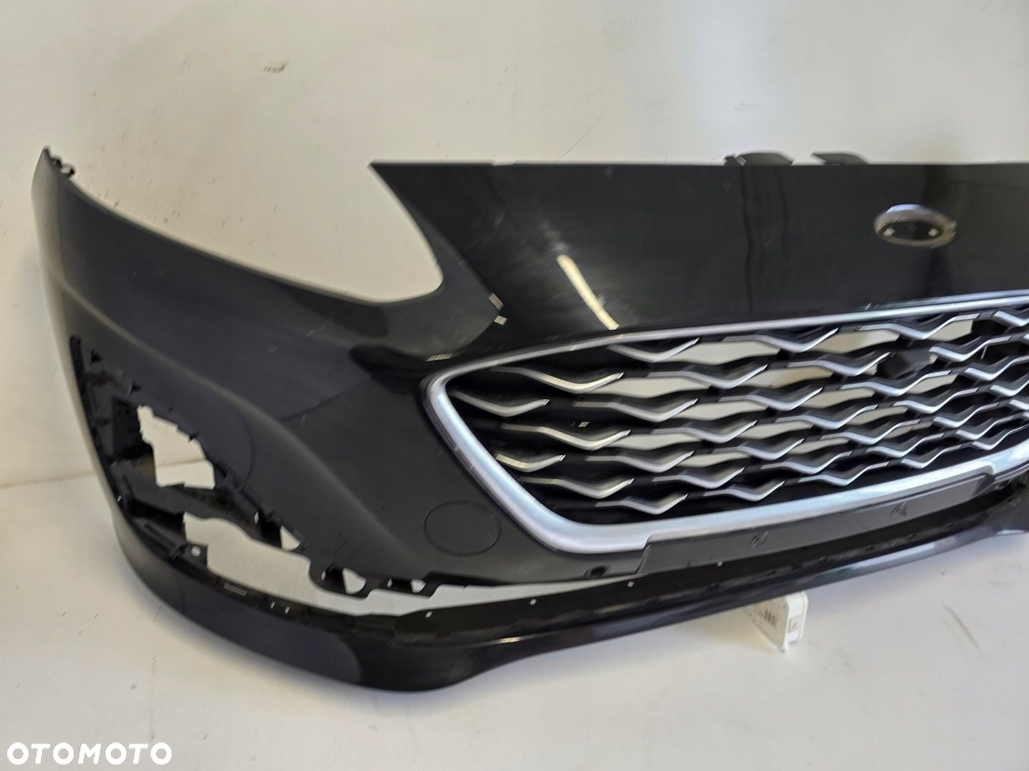 Zderzak przód FORD Kuga mk3 VIGNALE 19-23 ŁADNY - GRILL - 5