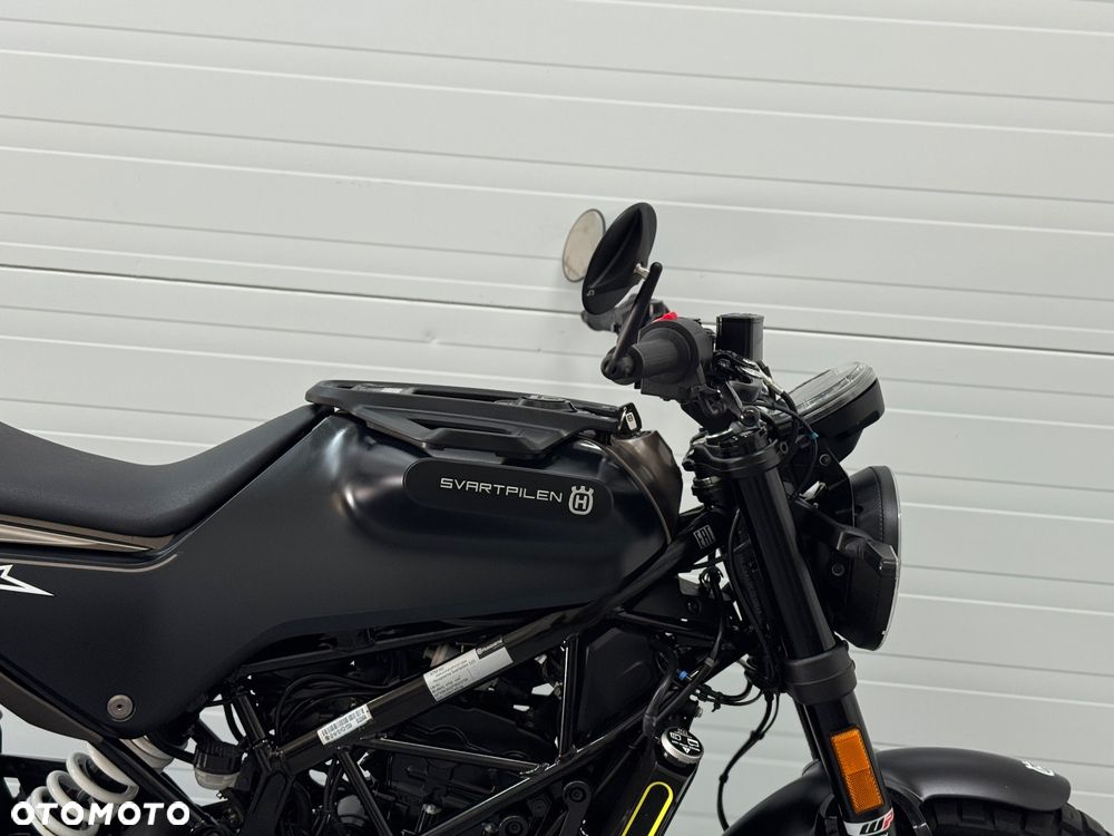 Husqvarna Svartpilen - 4