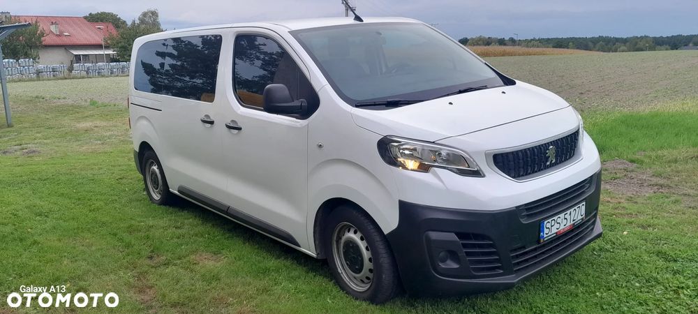 Peugeot Traveller