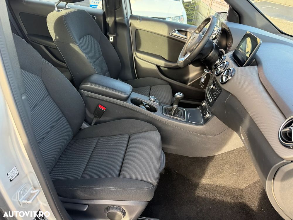 Mercedes-Benz B 180 d BlueEfficiency Edition Style - 25