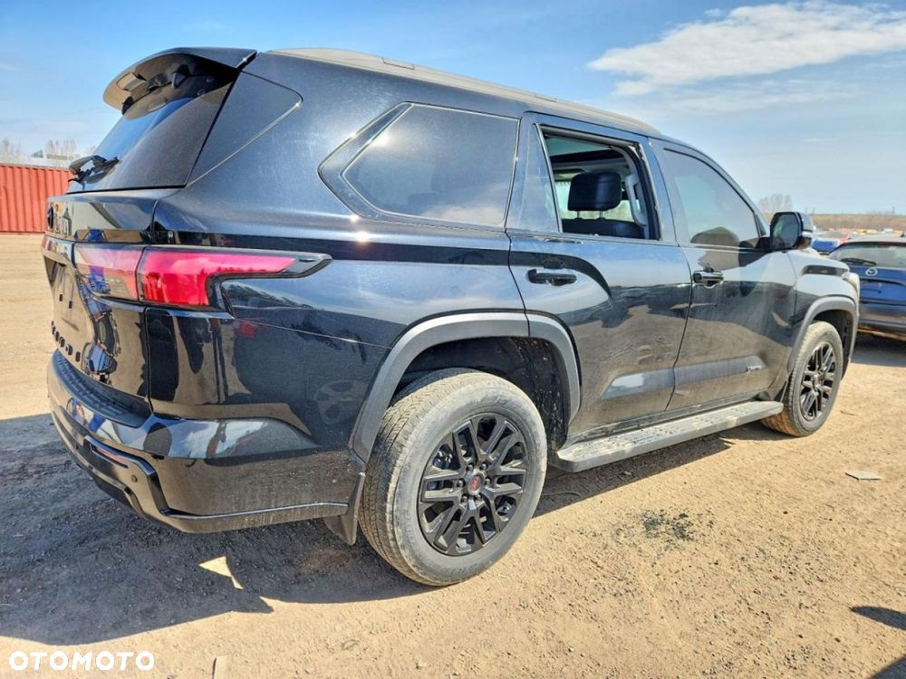 Toyota Sequoia - 3