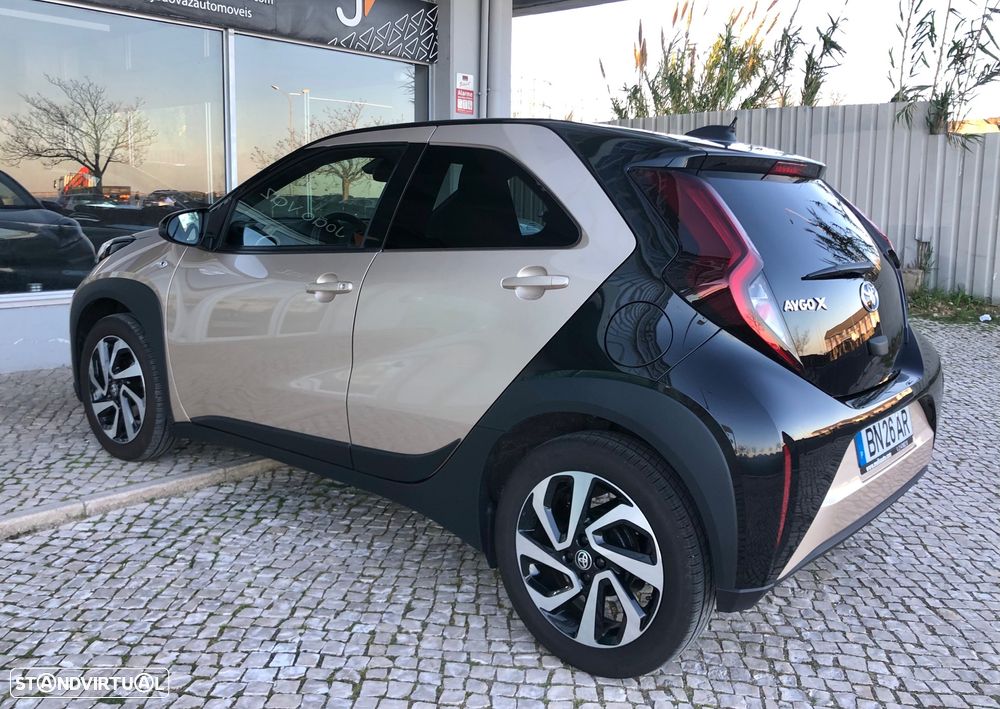 Toyota Aygo X 1.0 Envy CVT - 8