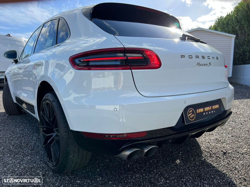 Porsche Macan S - 25