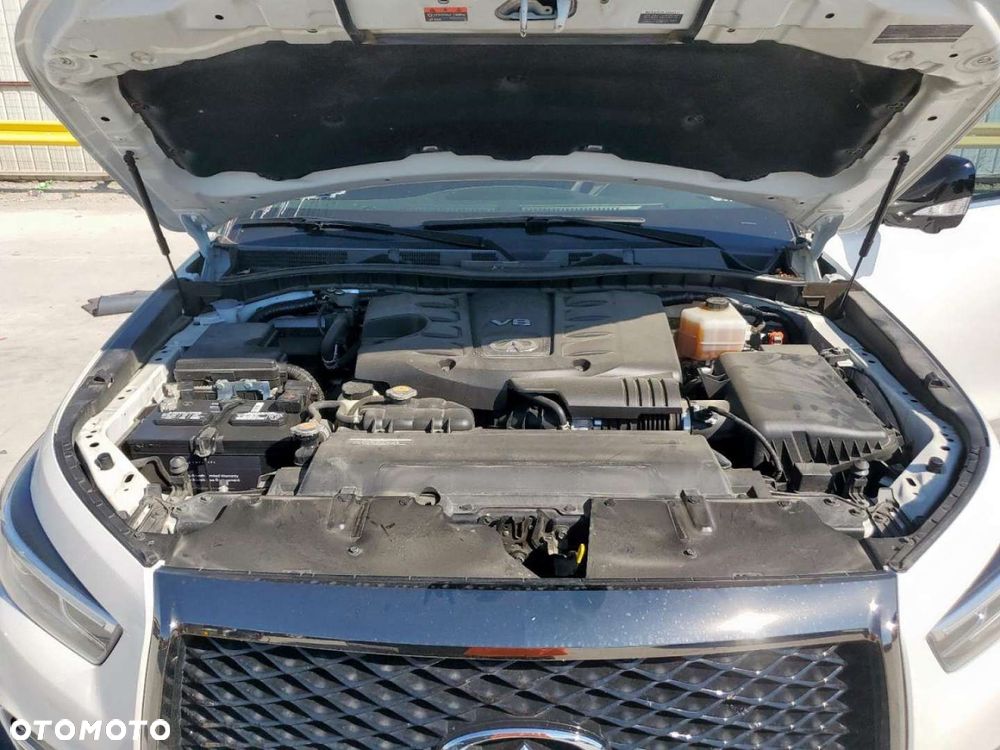 Infiniti QX80 - 7