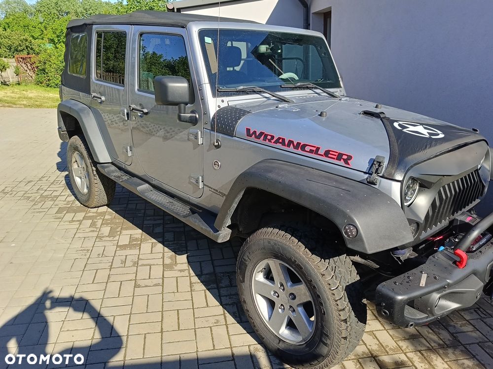 Jeep Wrangler - 8