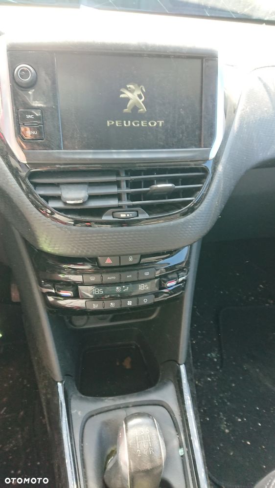Peugeot 2008 - 16