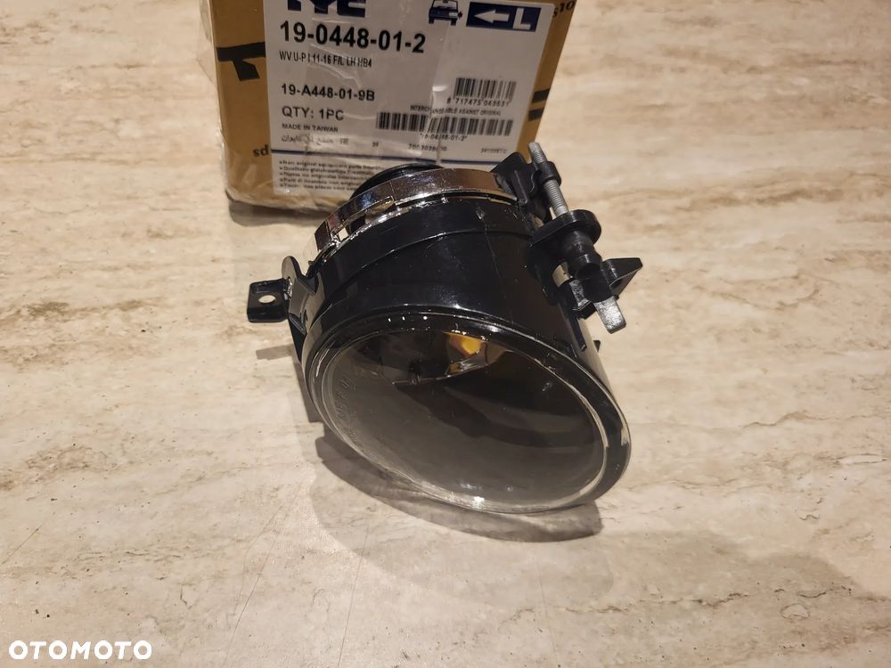 HALOGEN Lampa przeciwmgielna przód L (HB4 SEAT MII; SKODA CITIGO; VW AMAROK 2H, GOLF V, JETTA III, SCIROCCO III, UP 10.03-03.17 - 4