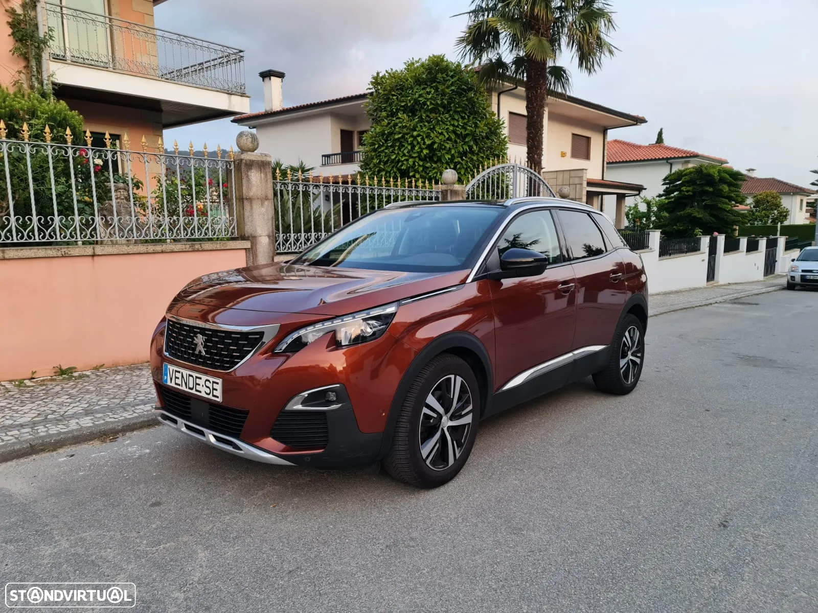 Peugeot 3008 PureTech 130 Stop & Start GPF EAT8 Allure Business-Pack - 31