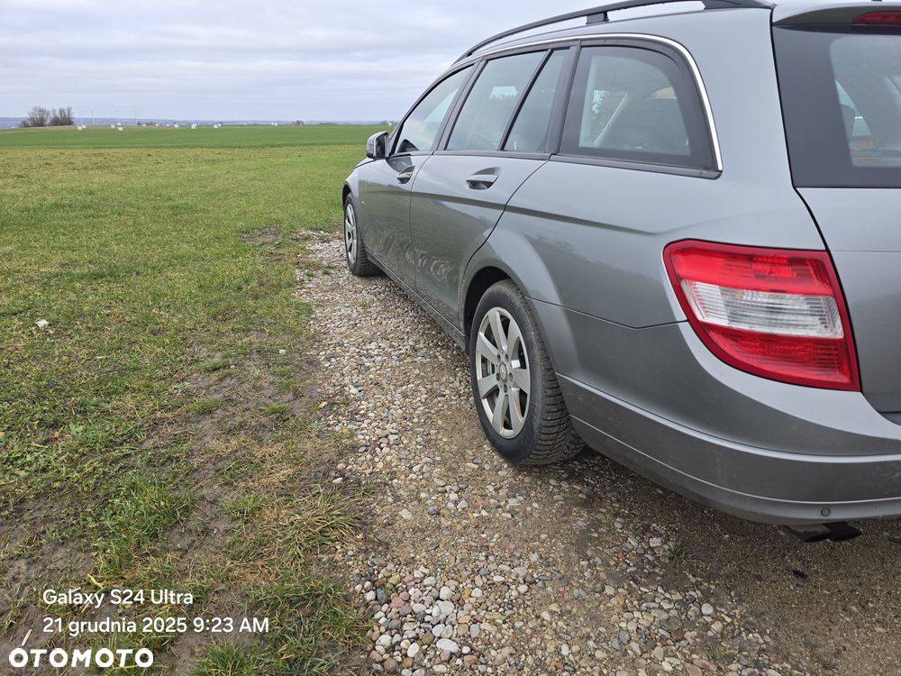 Mercedes-Benz Klasa C 180 CGI BlueEFFICIENCY - 14