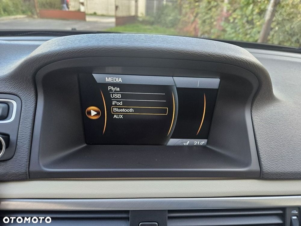 Volvo XC 70 D4 Geartronic Summum - 25