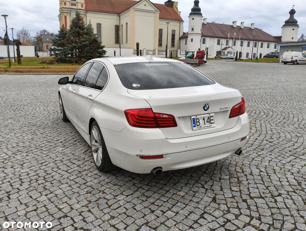 BMW Seria 5 535i Sport-Aut - 7