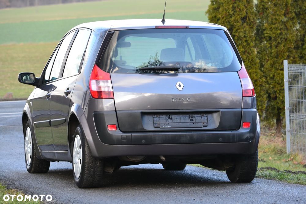Renault Scenic - 11