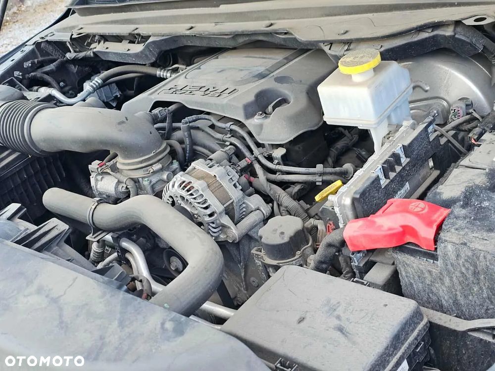 Dodge RAM 1500 5.7 4x4 - 7