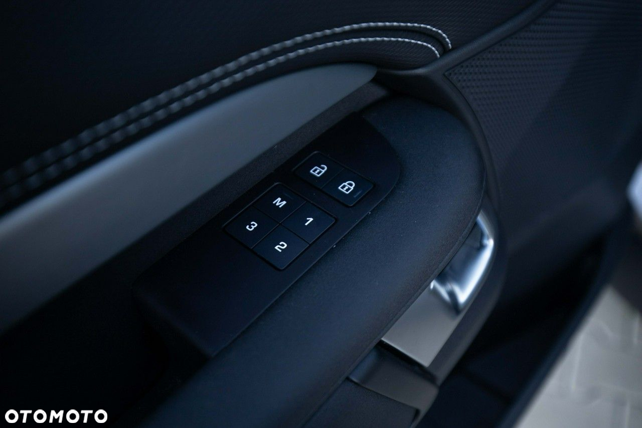 Land Rover Discovery - 13