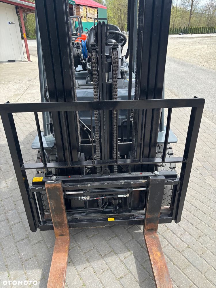 Toyota 8FGF25 GWARANCJA LPG+BENZYNA triplex DOSTAWA 42 400 NETTO - 4