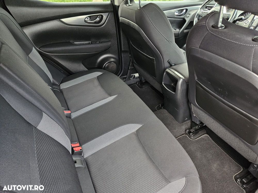 Nissan Qashqai 1.6 DCI Start/Stop Tekna - 14