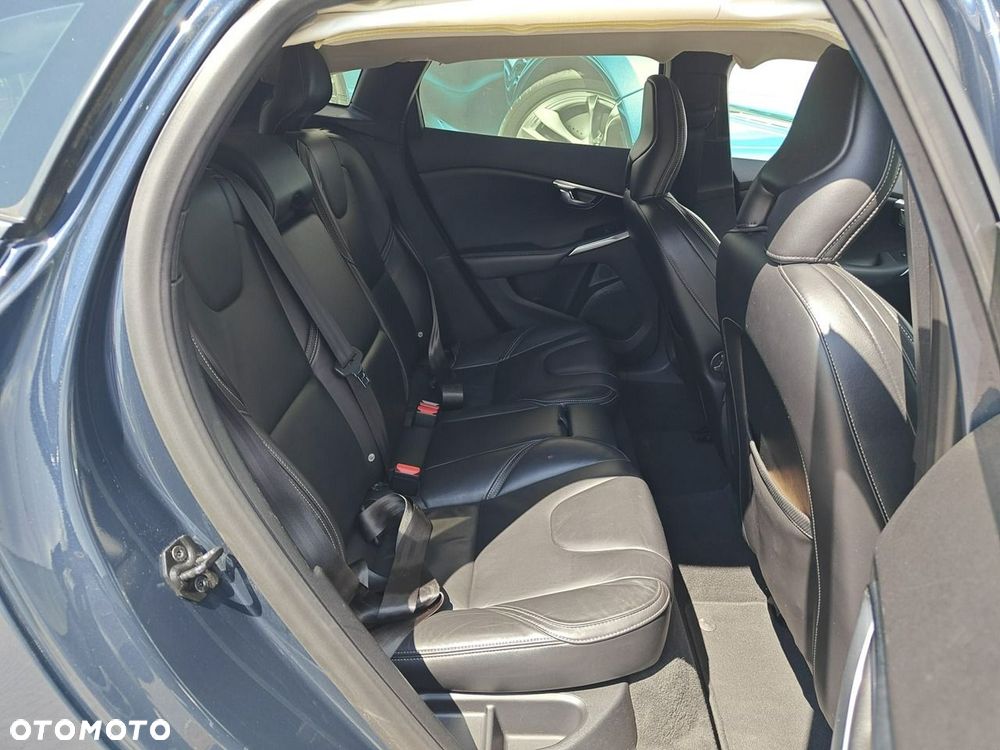 Volvo V40 - 14