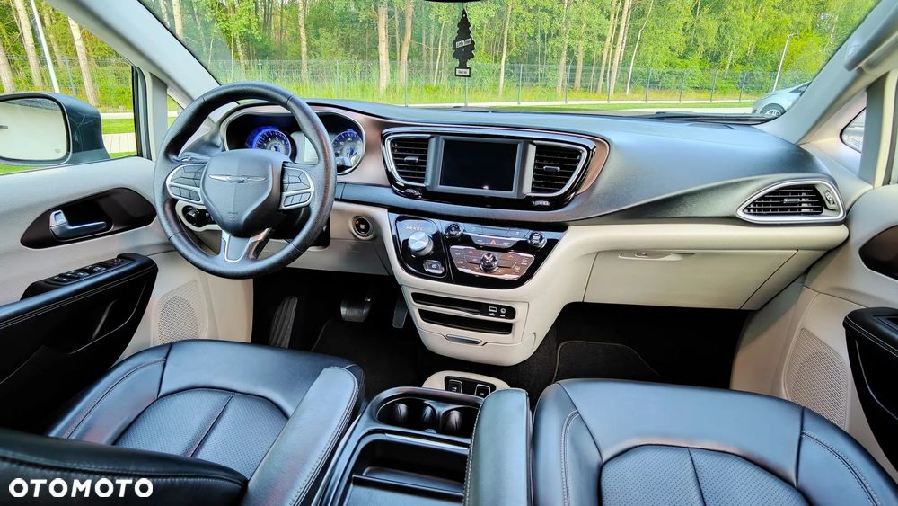 Chrysler Voyager - 9
