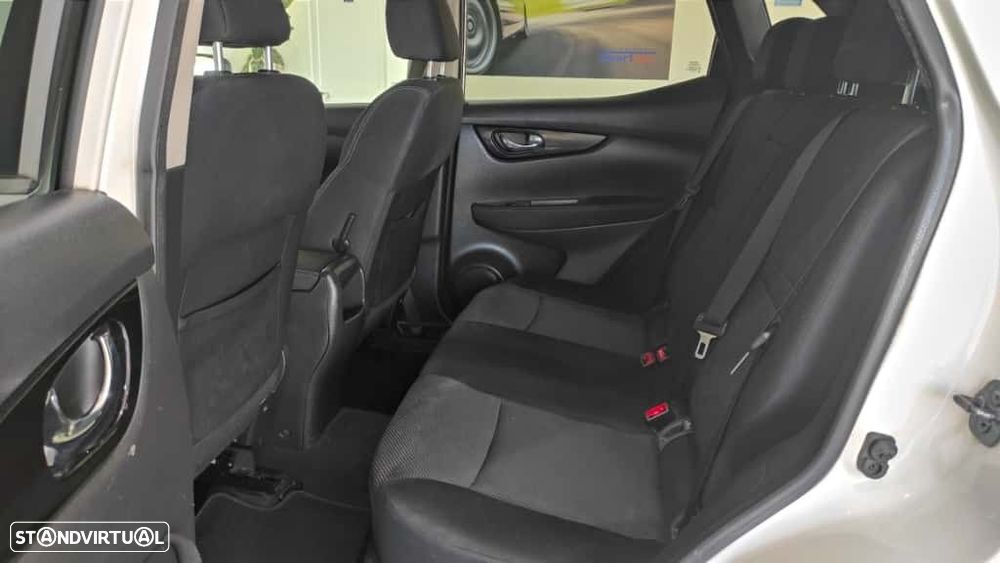 Nissan Qashqai 1.5 dCi Tekna Sport 17 - 6