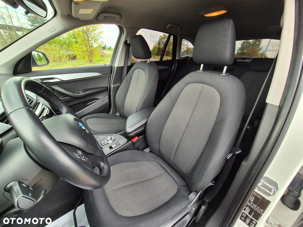 BMW X1 xDrive20d xLine - 24