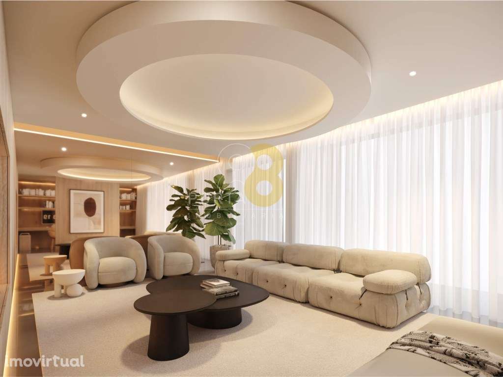 T3 Duplex Recuado, com 6 varandas, 3 lugares de garagem , em condom... - Grande imagem: 2/23