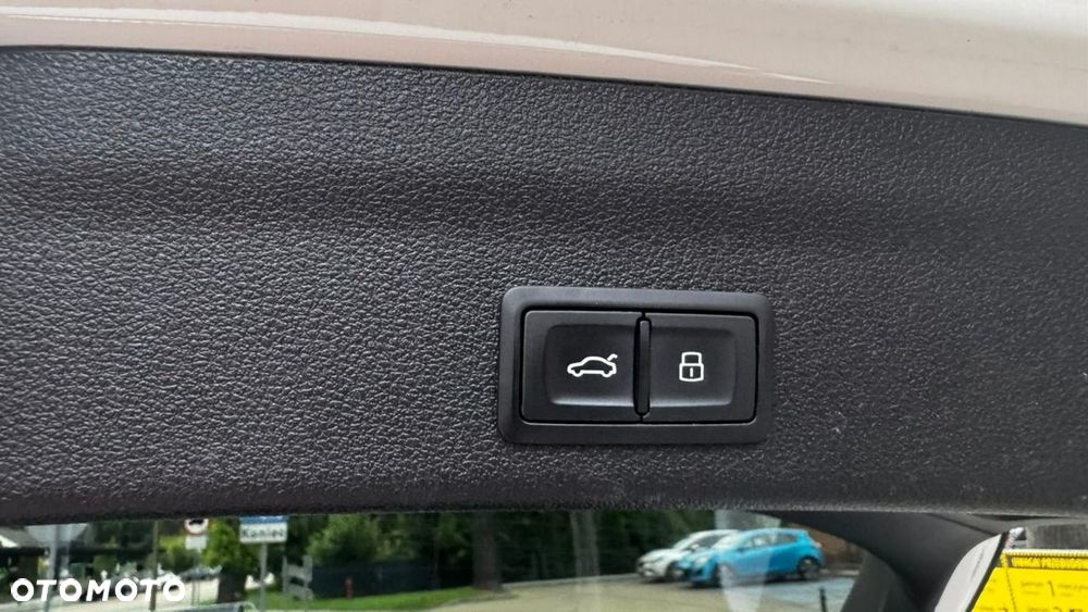 Audi A6 Avant - 27