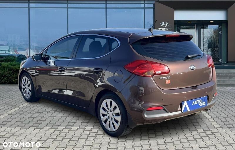 Kia Ceed 1.6 GDI L DCT - 5