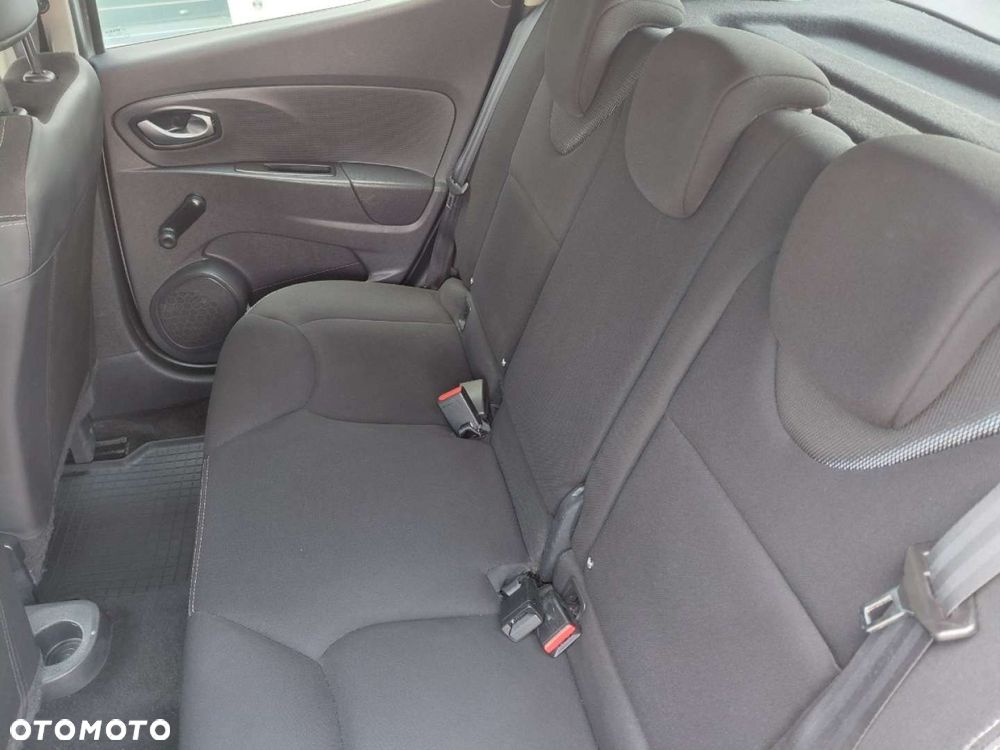 Renault Clio - 14