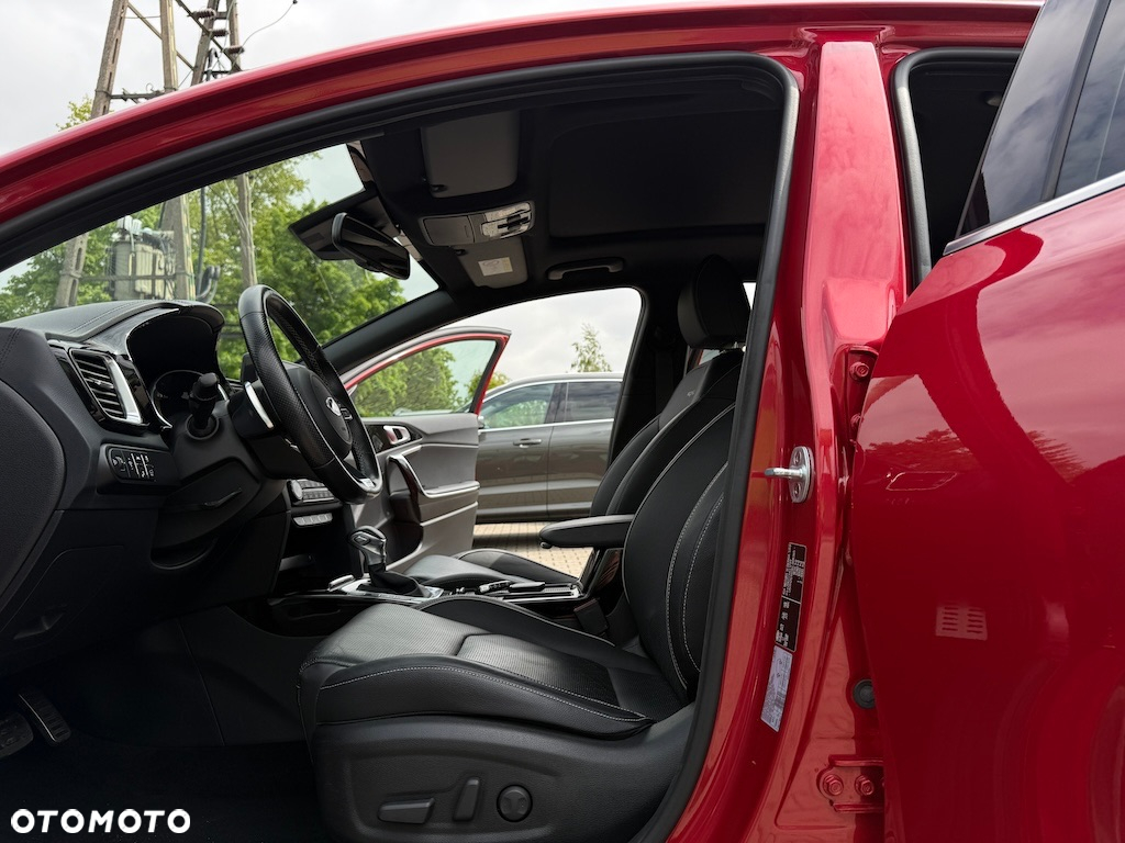 Kia ProCeed 1.4 T-GDI GT Line DCT - 30