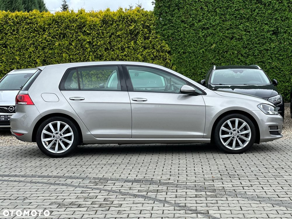 Volkswagen Golf 2.0 TDI BlueMotion Technology Highline - 10