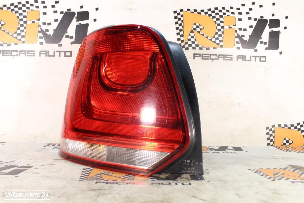Farolim Esquerdo Volkswagen Polo (6R1, 6C1)  6R0945095j / 6R0945111b / - 3