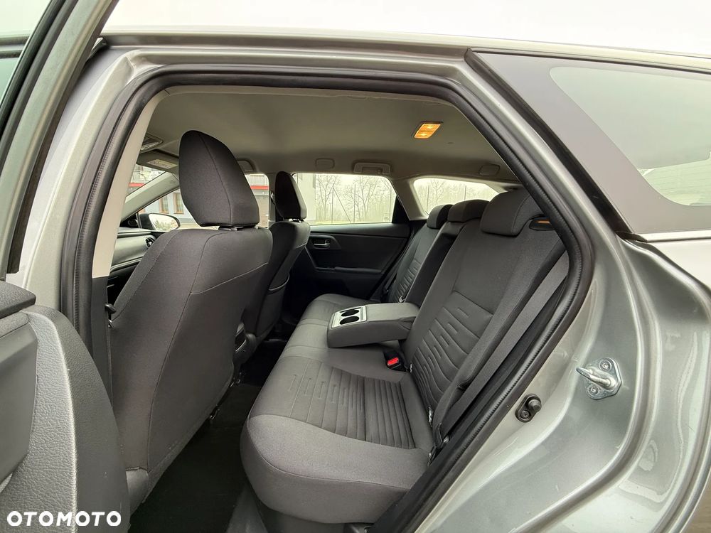 Toyota Auris Hybrid 135 Premium - 23