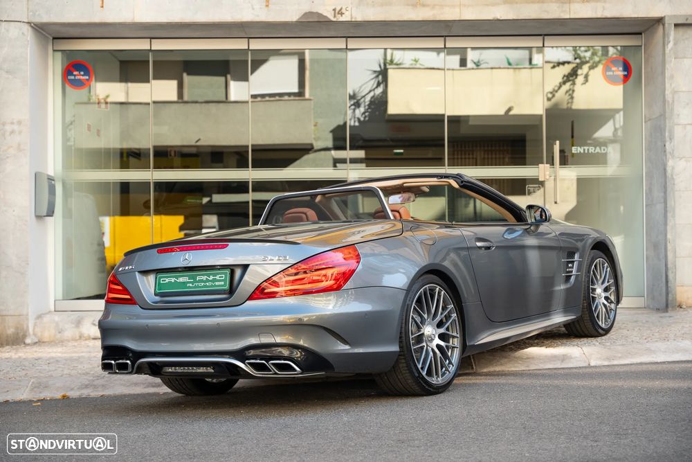Mercedes-Benz SL 63 AMG - 31