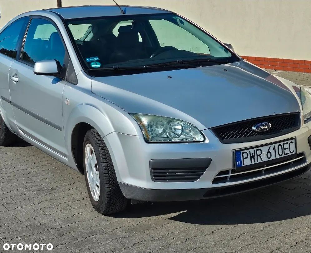 Ford Focus 1.6 Ambiente - 1