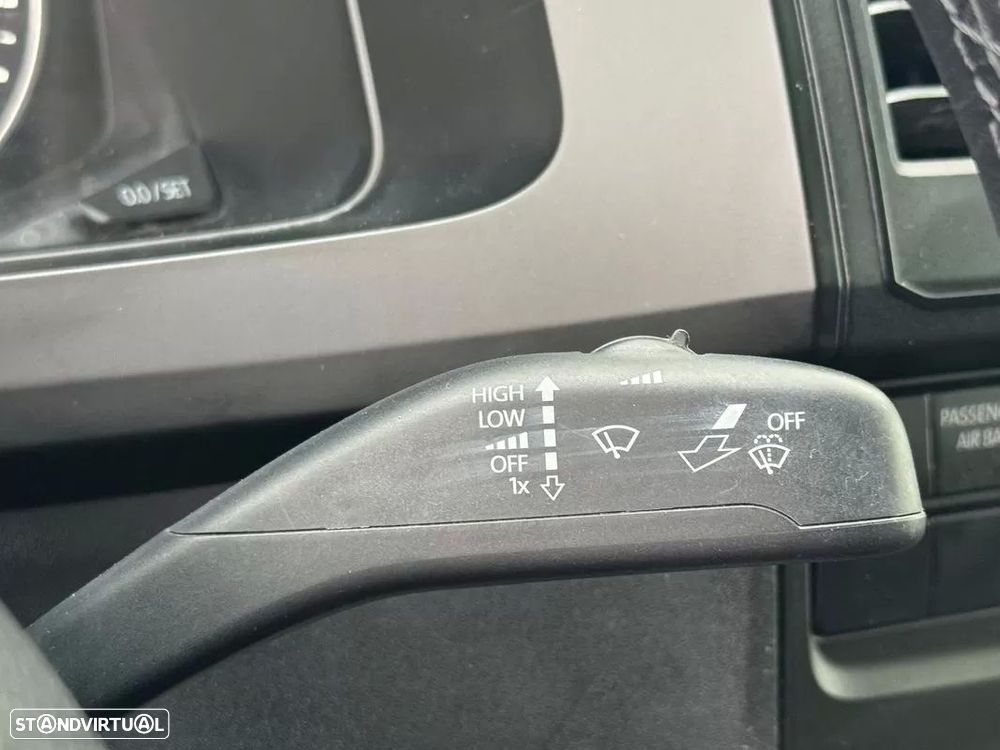 VW TRANSPORTER 2.0 TDI / 3 LUGARES / IVA DEDUTIVEL - 11