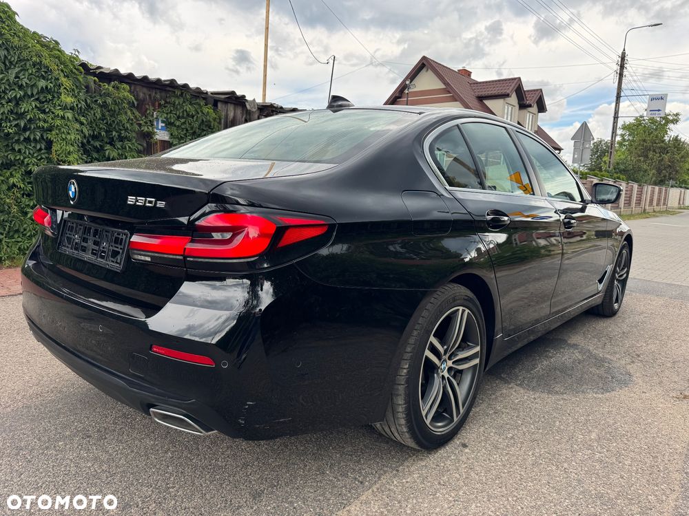 BMW Seria 5 520e M Sport sport - 10
