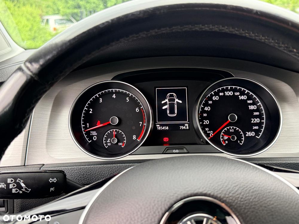 Volkswagen Golf 1.4 TSI BMT Comfortline - 10