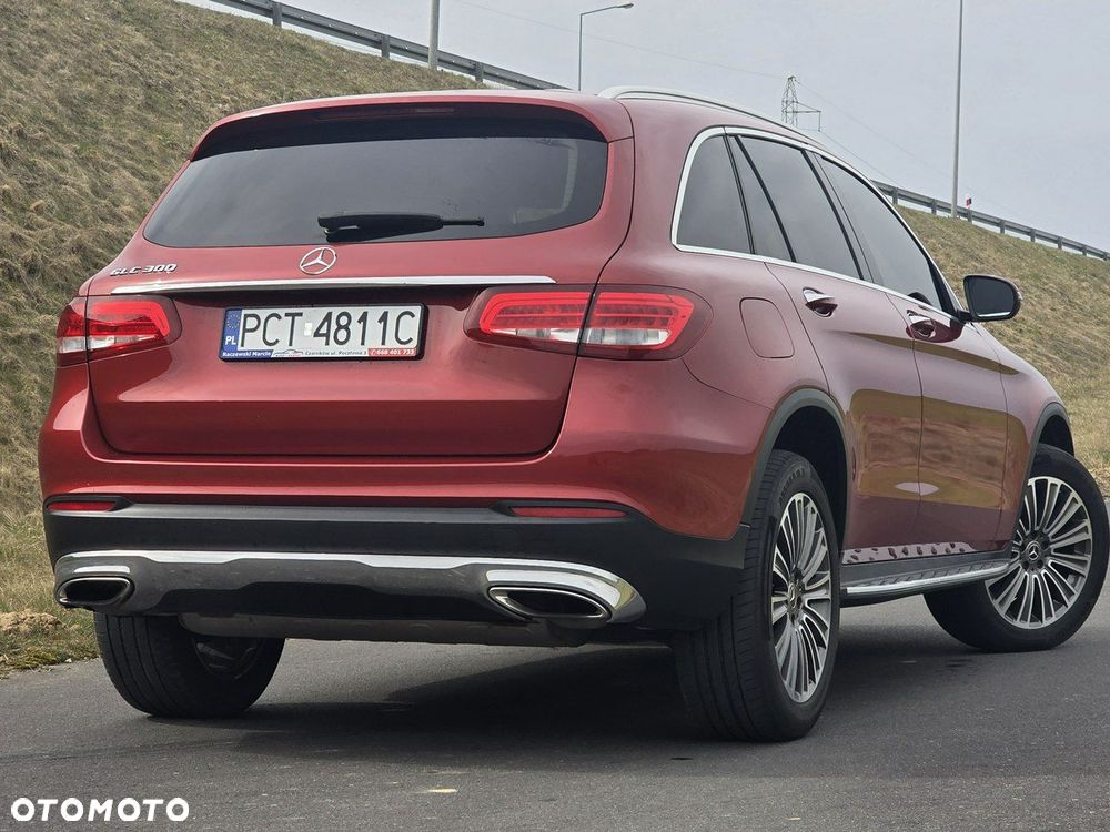 Mercedes-Benz GLC - 38