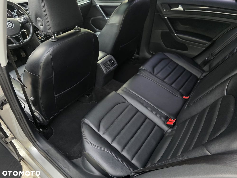 Volkswagen Golf 2.0 TDI BMT Highline DSG - 17