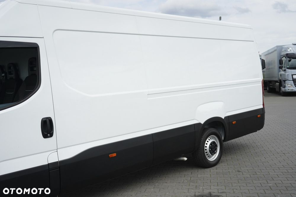 Iveco DAILY / 35S14 / 2,3 MultiJet / MAXI / 136 KM / MAŁY PRZEBIEG - 38