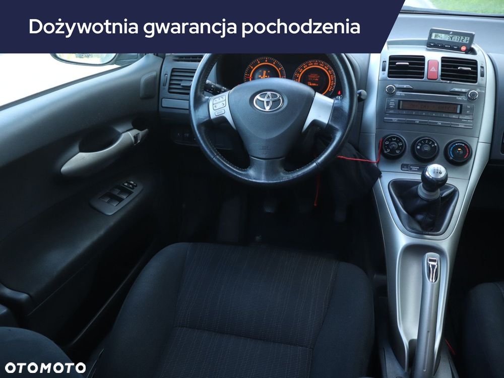 Toyota Auris - 9