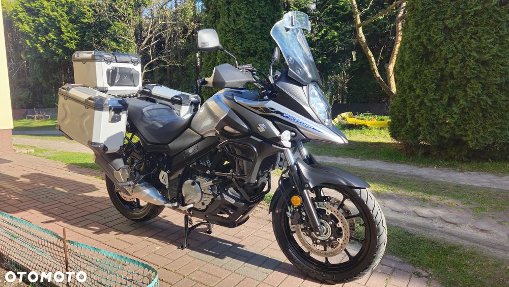 Suzuki V-STROM - 11