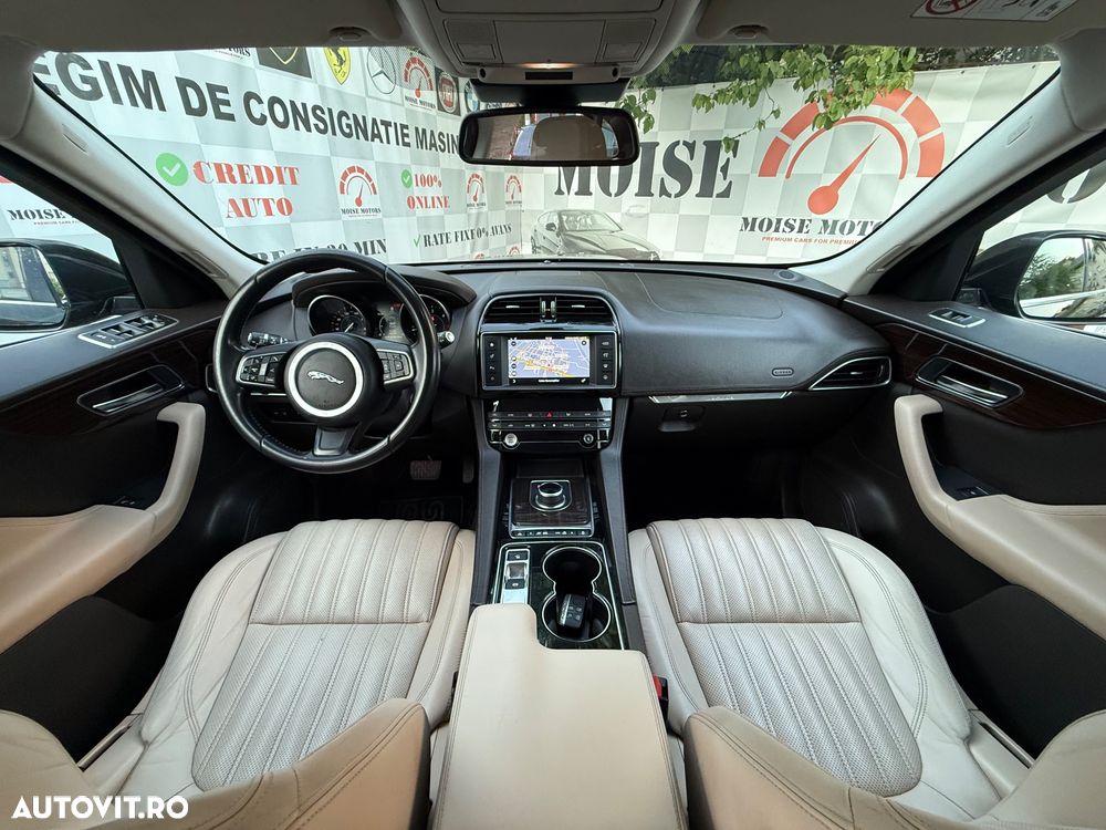 Jaguar F-Pace 20d AWD Prestige - 8